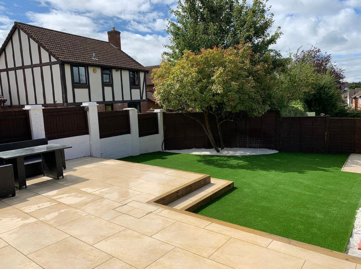 Beautiful Artificial grass lawns and patios by Luxury Lawns